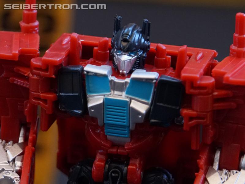 SDCC 2018: Bumblebee Movie related products - Transformers Event: DSC06063b