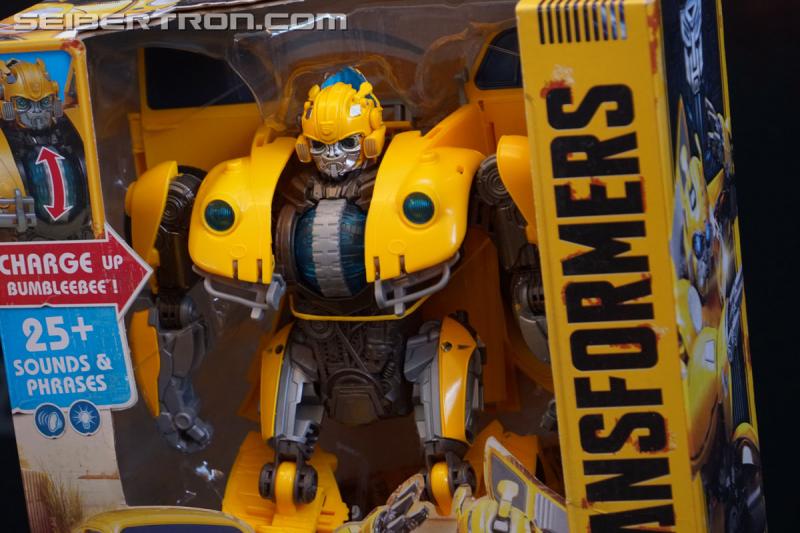 SDCC 2018: Bumblebee Movie related products - Transformers Event: DSC06073