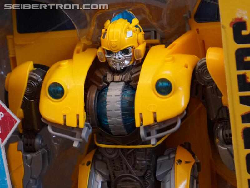 SDCC 2018: Bumblebee Movie related products - Transformers Event: DSC06073a