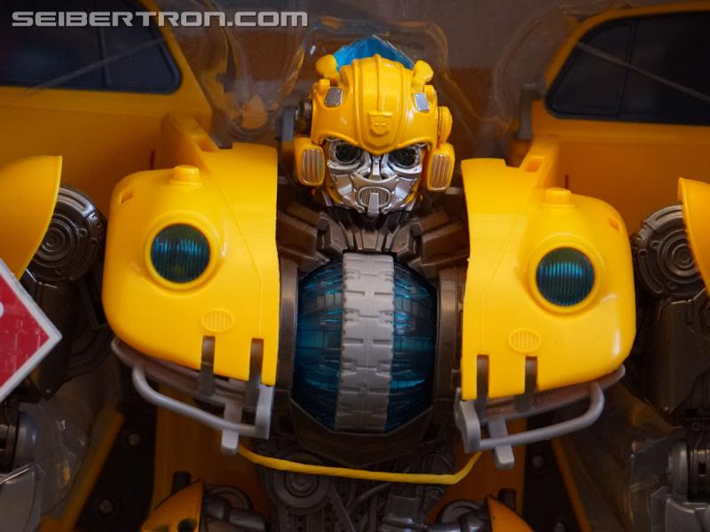 SDCC 2018: Bumblebee Movie related products - Transformers Event: DSC06074a