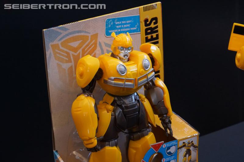 SDCC 2018: Bumblebee Movie related products - Transformers Event: DSC06082