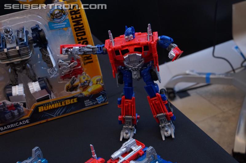 SDCC 2018: Bumblebee Movie related products - Transformers Event: DSC06088