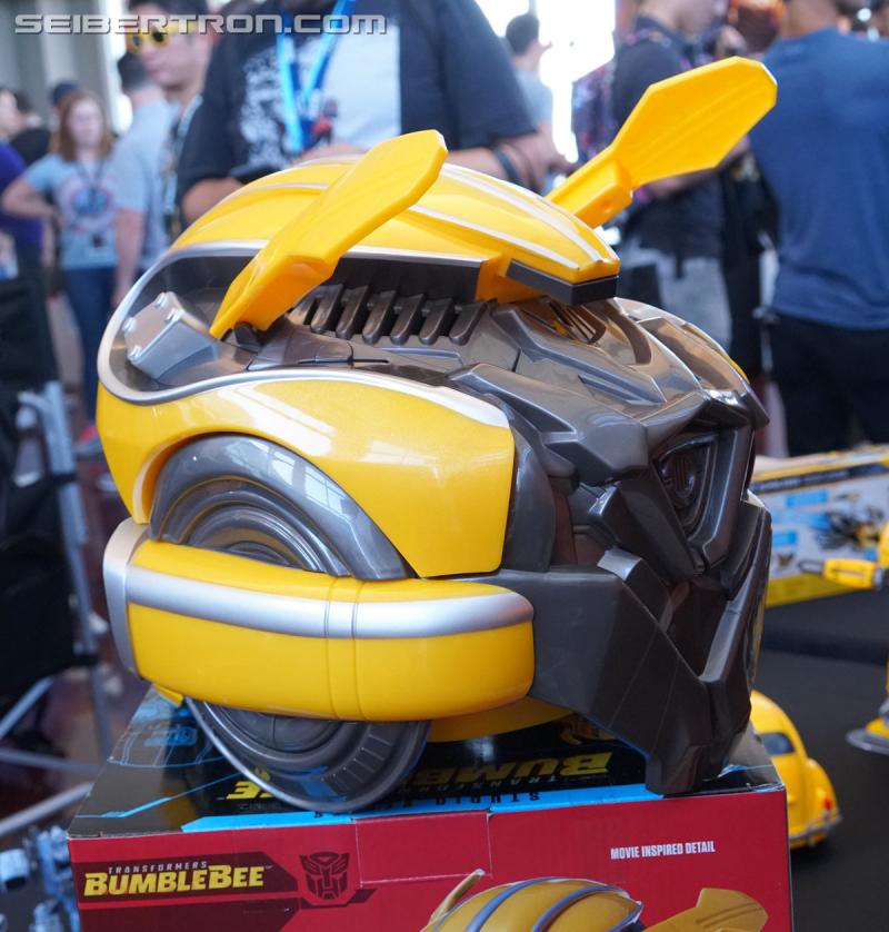 SDCC 2018: Bumblebee Movie related products - Transformers Event: DSC06106a