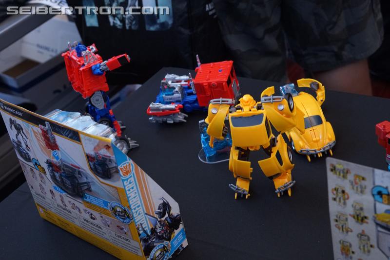 SDCC 2018: Bumblebee Movie related products - Transformers Event: DSC06116