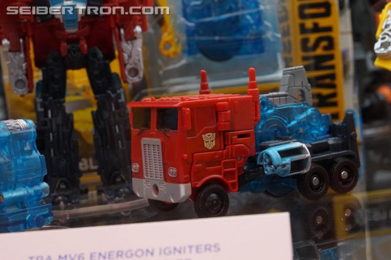 SDCC 2018: Bumblebee Movie related products - Transformers Event: DSC06282