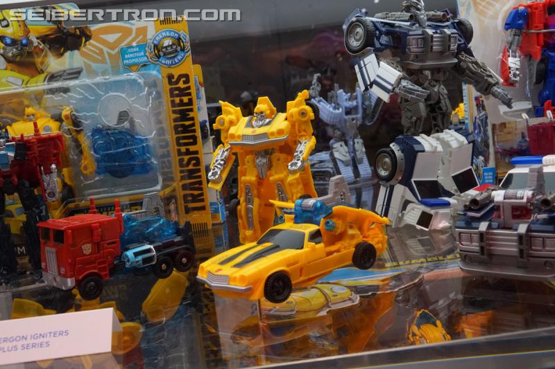 SDCC 2018: Bumblebee Movie related products - Transformers Event: DSC06286
