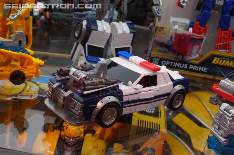 SDCC 2018: Bumblebee Movie related products - Transformers Event: DSC06290