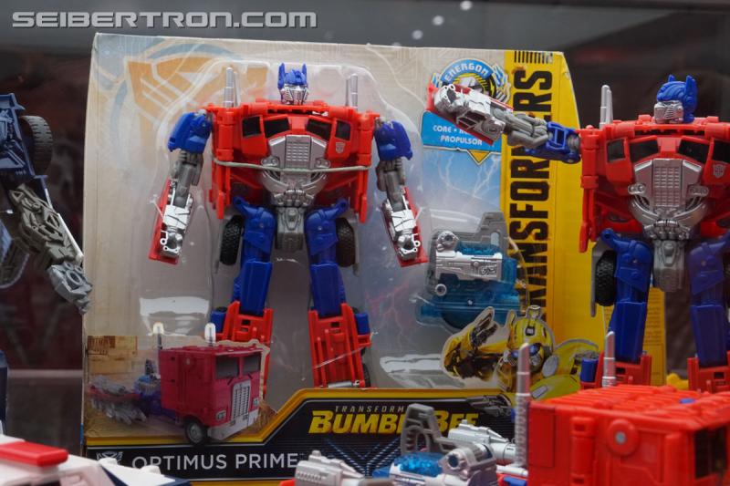 SDCC 2018: Bumblebee Movie related products - Transformers Event: DSC06295