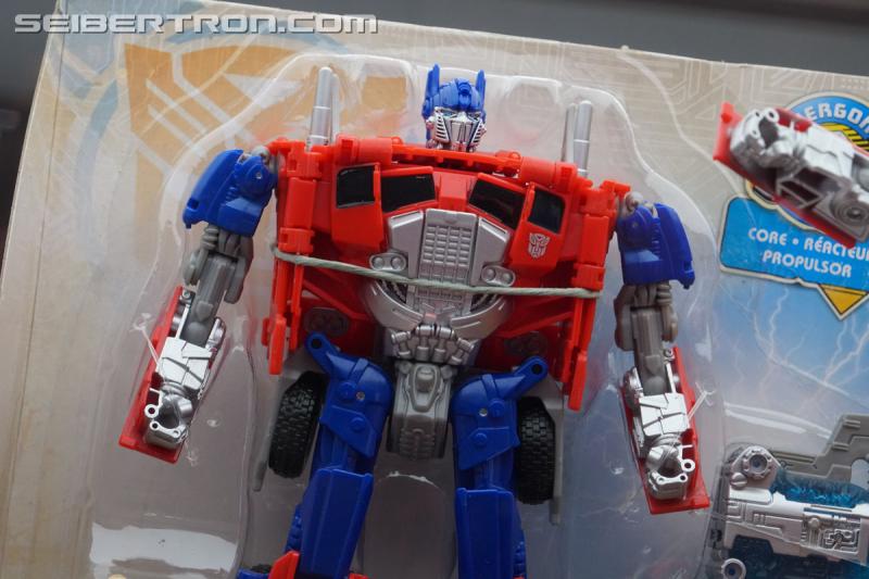 SDCC 2018: Bumblebee Movie related products - Transformers Event: DSC06297