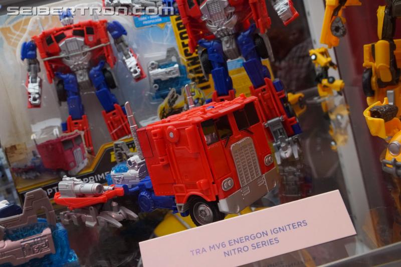 SDCC 2018: Bumblebee Movie related products - Transformers Event: DSC06300