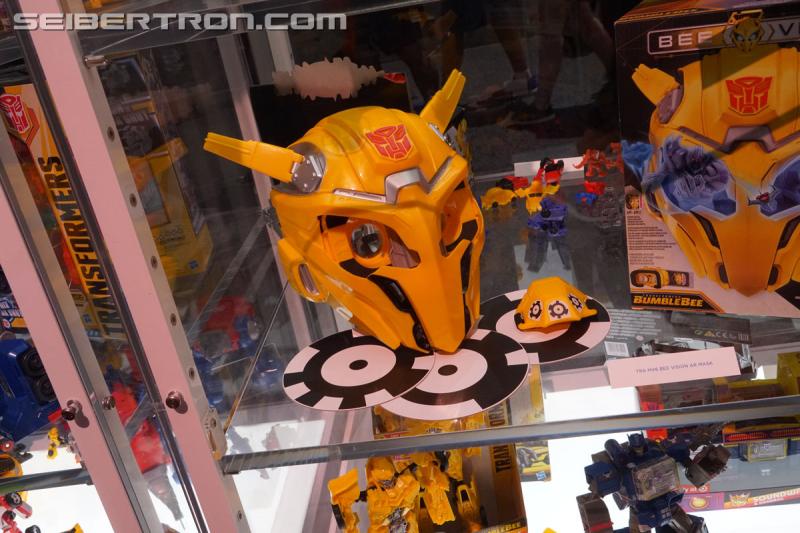 SDCC 2018: Bumblebee Movie related products - Transformers Event: DSC06312