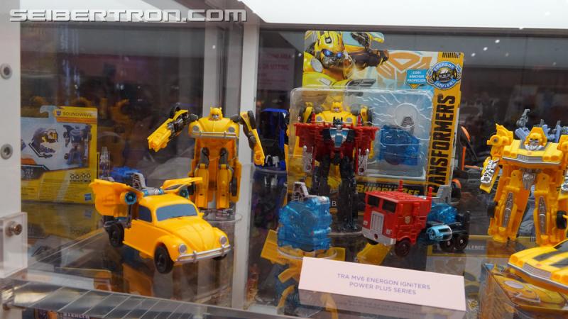 SDCC 2018: Bumblebee Movie related products - Transformers Event: DSC06341