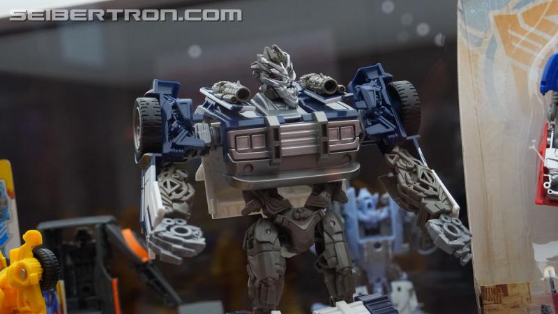 SDCC 2018: Bumblebee Movie related products - Transformers Event: DSC06356