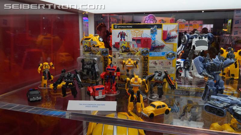 SDCC 2018: Bumblebee Movie related products - Transformers Event: DSC06404