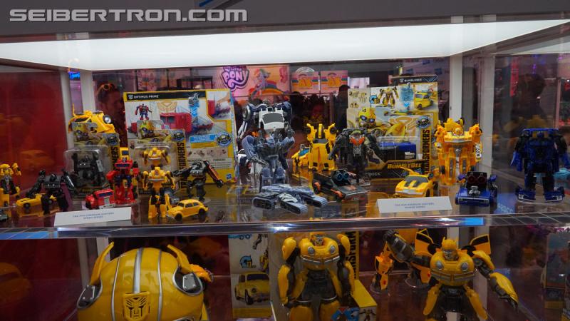 SDCC 2018: Bumblebee Movie related products - Transformers Event: DSC06405