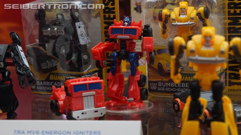 SDCC 2018: Bumblebee Movie related products - Transformers Event: DSC06419
