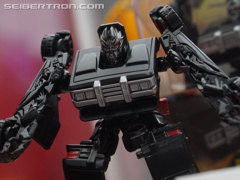 SDCC 2018: Bumblebee Movie related products - Transformers Event: DSC06423b