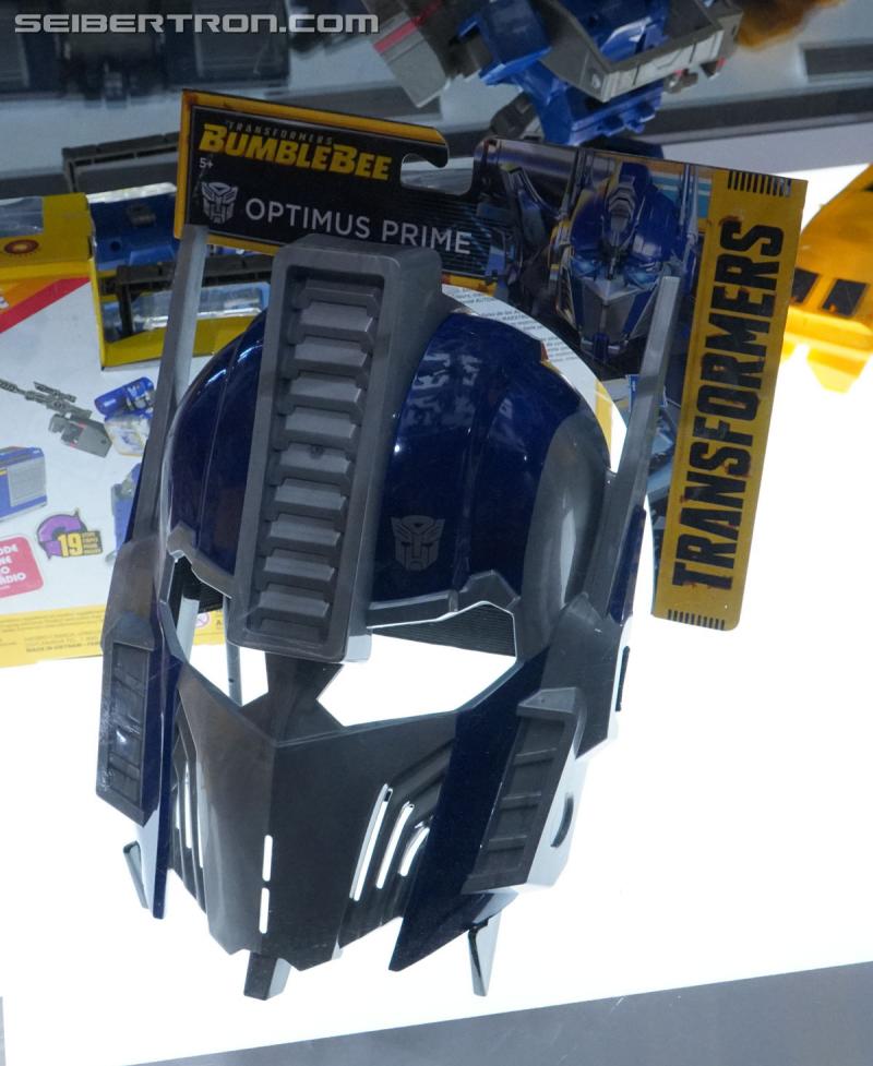 SDCC 2018: Bumblebee Movie related products - Transformers Event: DSC06751a
