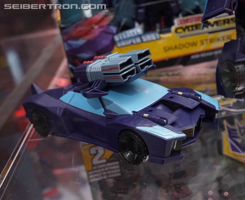SDCC 2018: Transformers Cyberverse products - Transformers Event: DSC05741