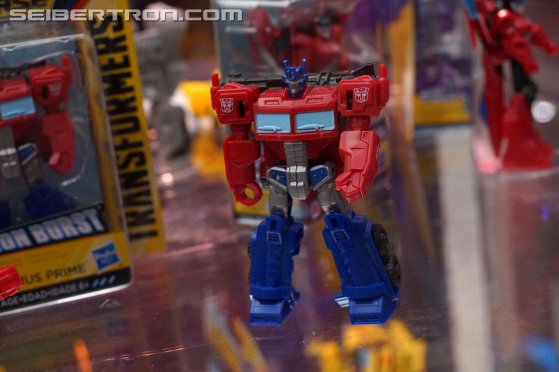 SDCC 2018: Transformers Cyberverse products - Transformers Event: DSC05760