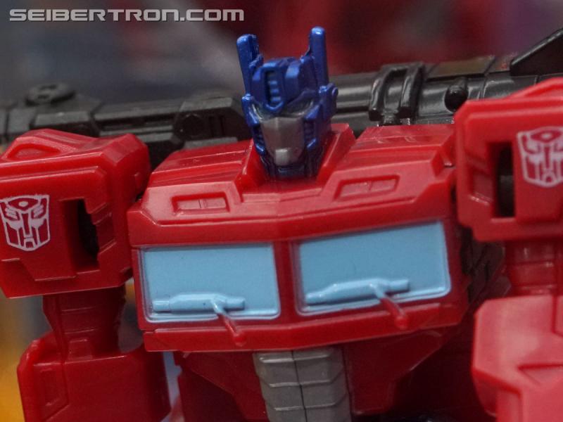 SDCC 2018: Transformers Cyberverse products - Transformers Event: DSC05761a