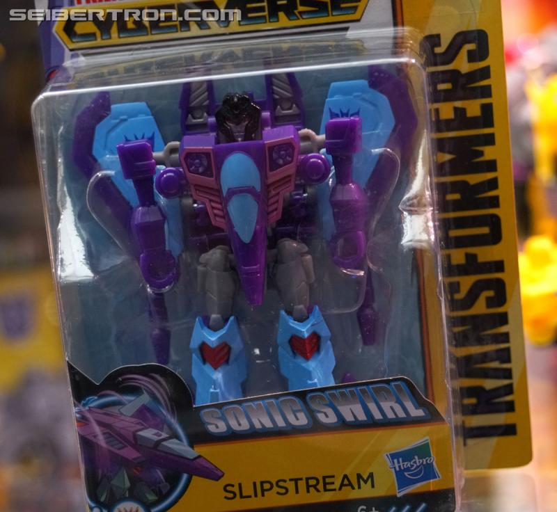 SDCC 2018: Transformers Cyberverse products - Transformers Event: DSC05771
