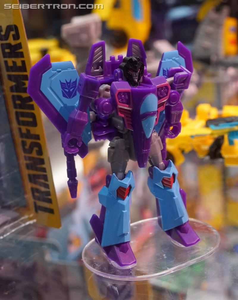 SDCC 2018: Transformers Cyberverse products - Transformers Event: DSC05774a