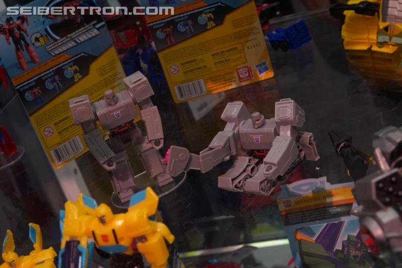 SDCC 2018: Transformers Cyberverse products - Transformers Event: DSC05784