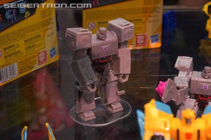SDCC 2018: Transformers Cyberverse products - Transformers Event: DSC05786