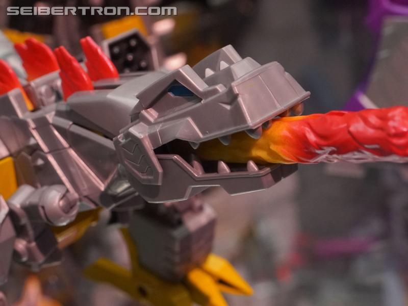 SDCC 2018: Transformers Cyberverse products - Transformers Event: DSC05792a