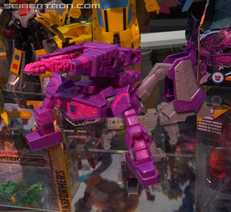 SDCC 2018: Transformers Cyberverse products - Transformers Event: DSC05798a