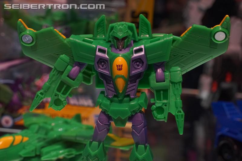 SDCC 2018: Transformers Cyberverse products - Transformers Event: DSC05812