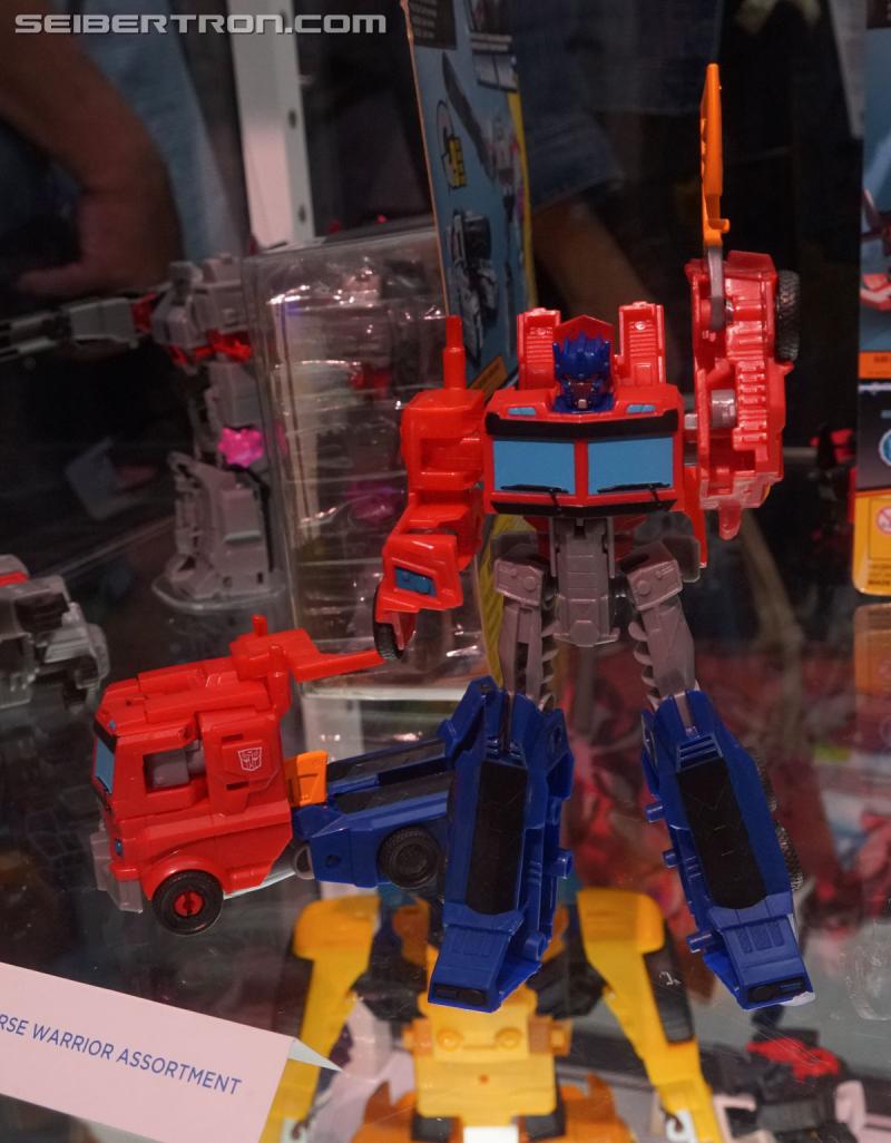 SDCC 2018: Transformers Cyberverse products - Transformers Event: DSC05816a