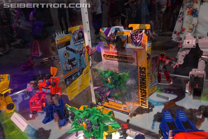 SDCC 2018: Transformers Cyberverse products - Transformers Event: DSC05824