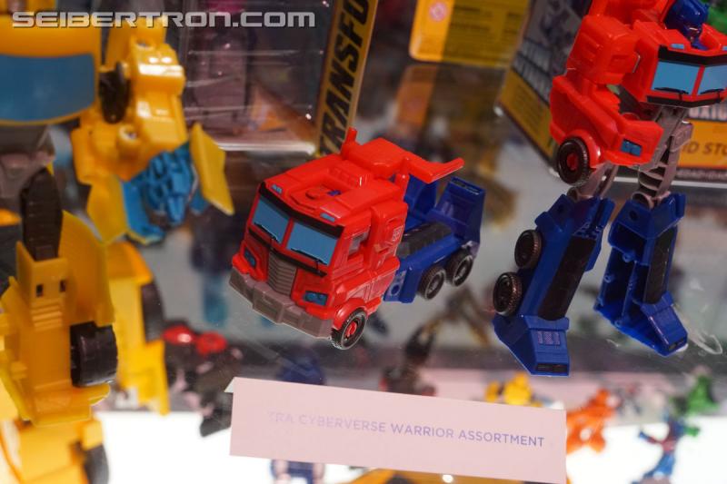 SDCC 2018: Transformers Cyberverse products - Transformers Event: DSC05826
