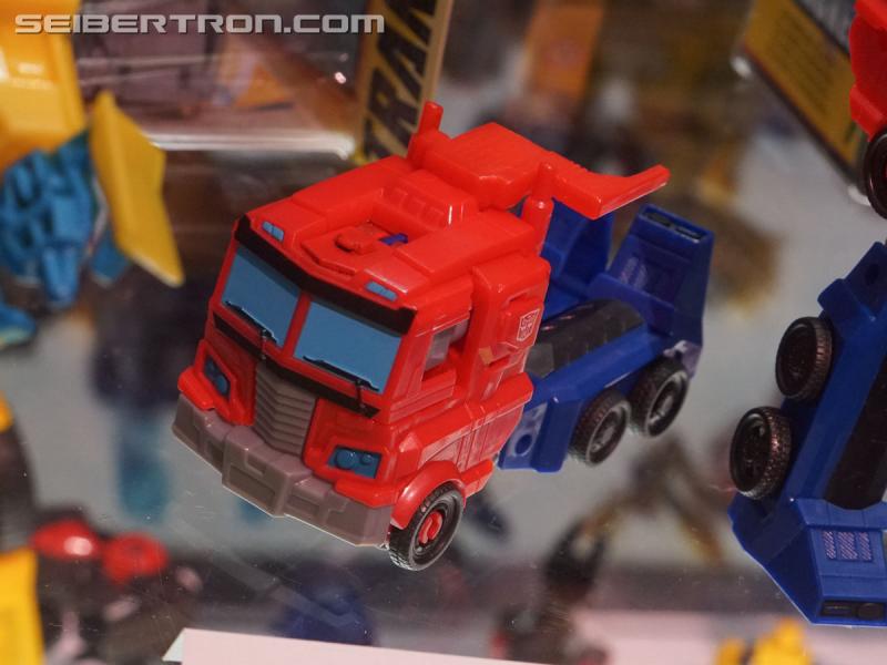 SDCC 2018: Transformers Cyberverse products - Transformers Event: DSC05826a