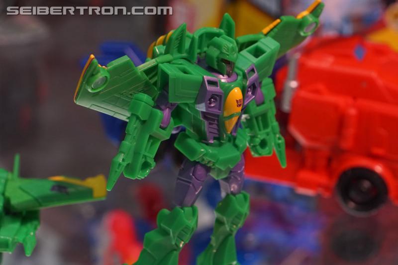 SDCC 2018: Transformers Cyberverse products - Transformers Event: DSC05829