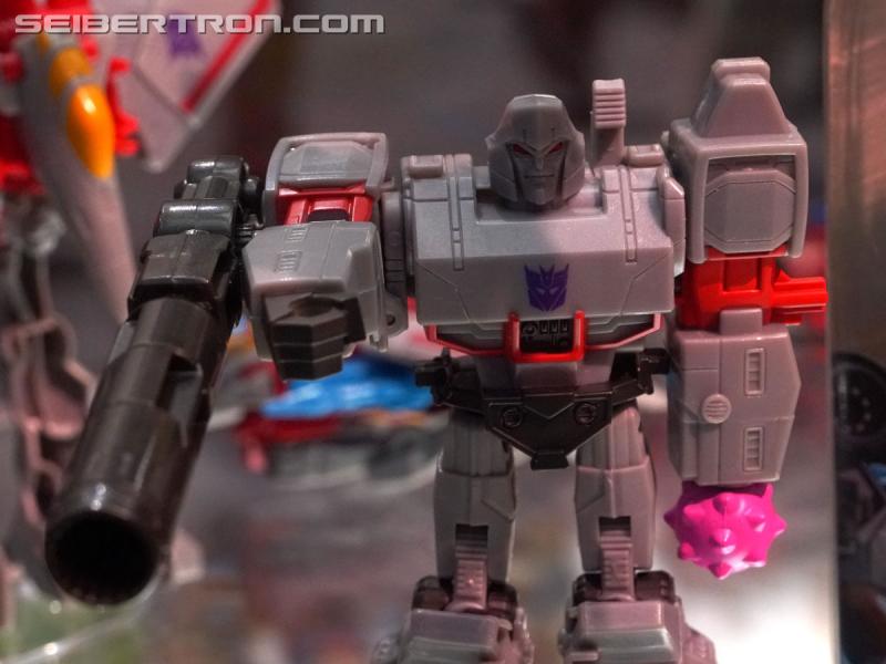 SDCC 2018: Transformers Cyberverse products - Transformers Event: DSC05835a