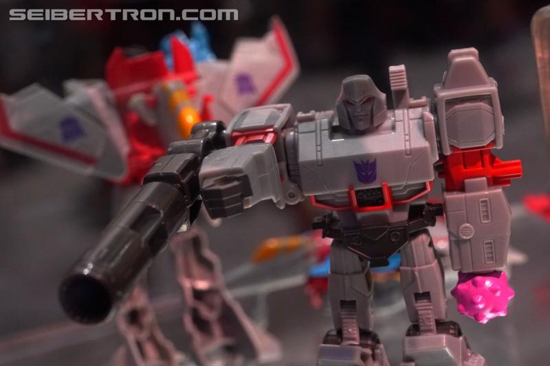SDCC 2018: Transformers Cyberverse products - Transformers Event: DSC05837