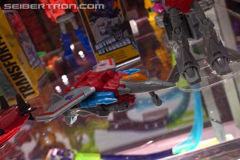 SDCC 2018: Transformers Cyberverse products - Transformers Event: DSC05847