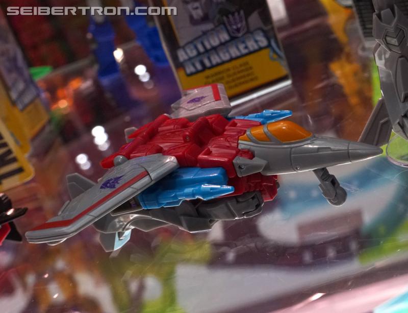 SDCC 2018: Transformers Cyberverse products - Transformers Event: DSC05847b
