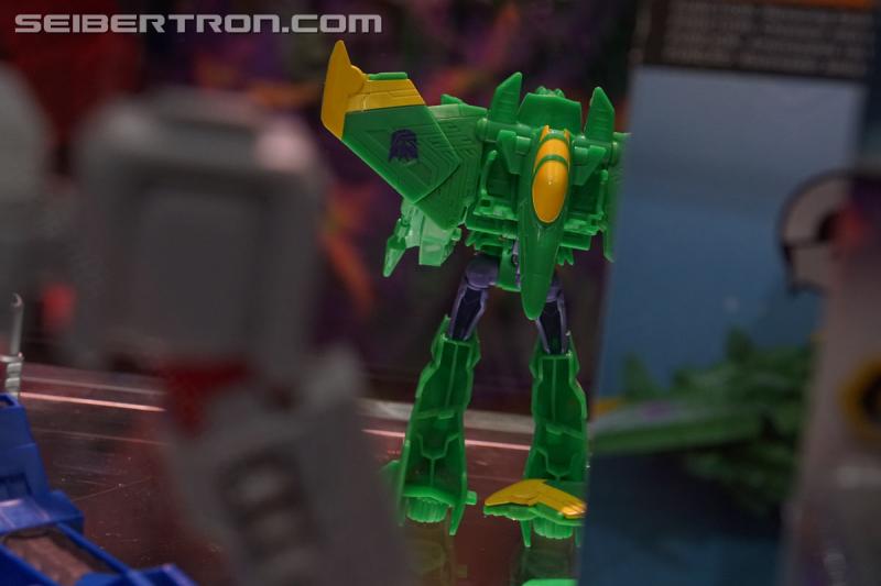 SDCC 2018: Transformers Cyberverse products - Transformers Event: DSC05848