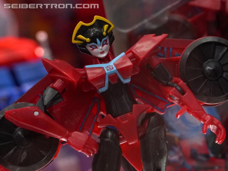 SDCC 2018: Transformers Cyberverse products - Transformers Event: DSC05851a