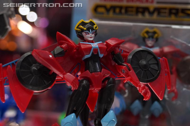 SDCC 2018: Transformers Cyberverse products - Transformers Event: DSC05852