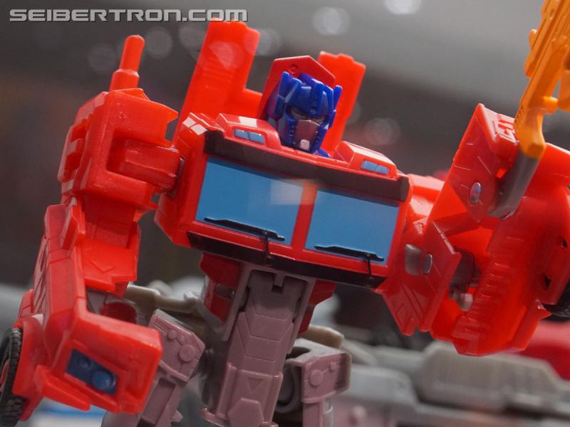 SDCC 2018: Transformers Cyberverse products - Transformers Event: DSC05865a