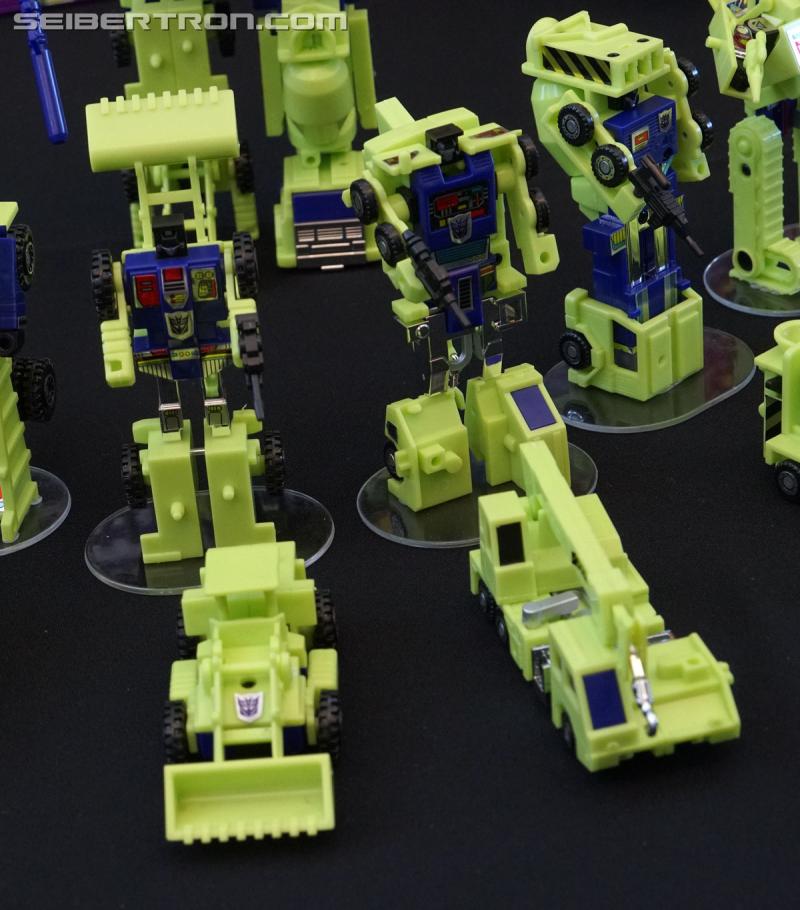 SDCC 2018 - Walmart exclusive Transformers G1 Reissues in vintage packaging