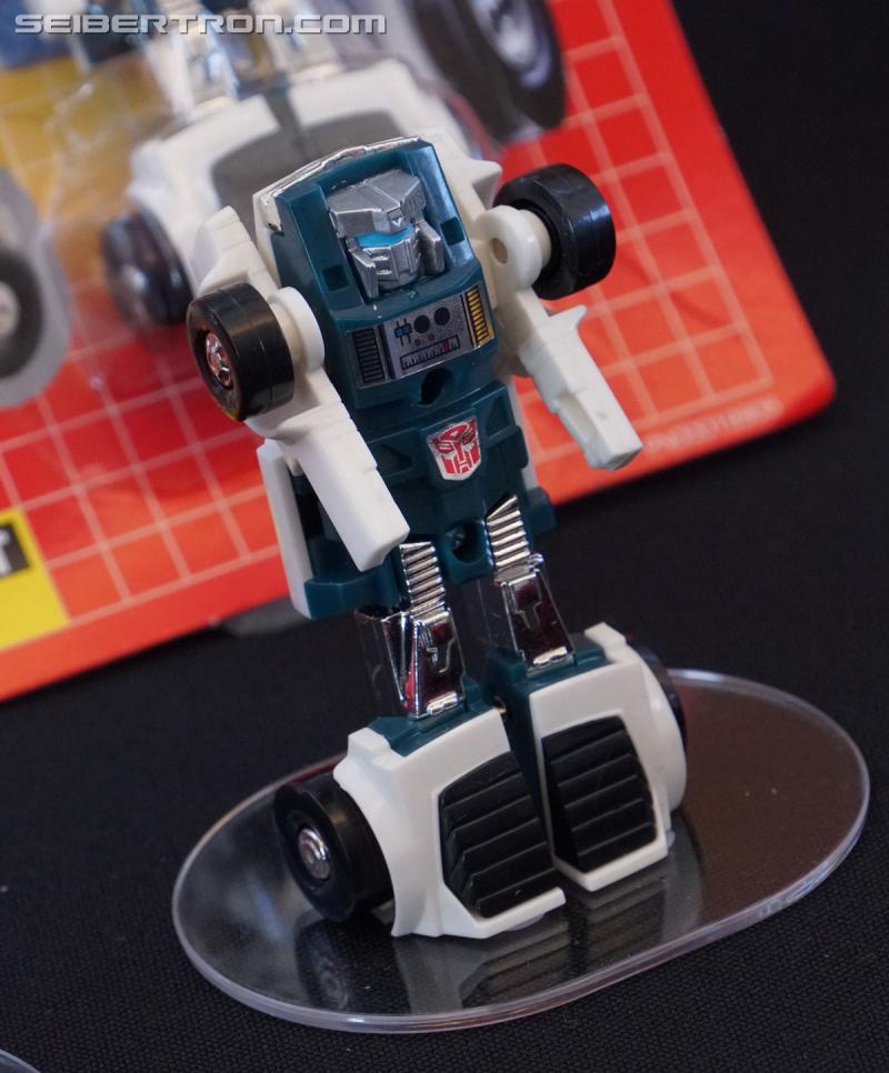 SDCC 2018: Walmart exclusive Transformers G1 Reissues in vintage packaging - Transformers Event: DSC06171a