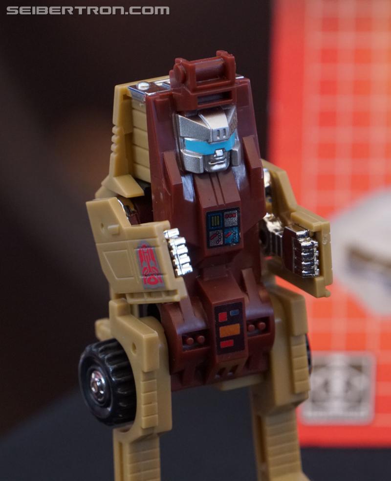 SDCC 2018: Walmart exclusive Transformers G1 Reissues in vintage packaging - Transformers Event: DSC06175a
