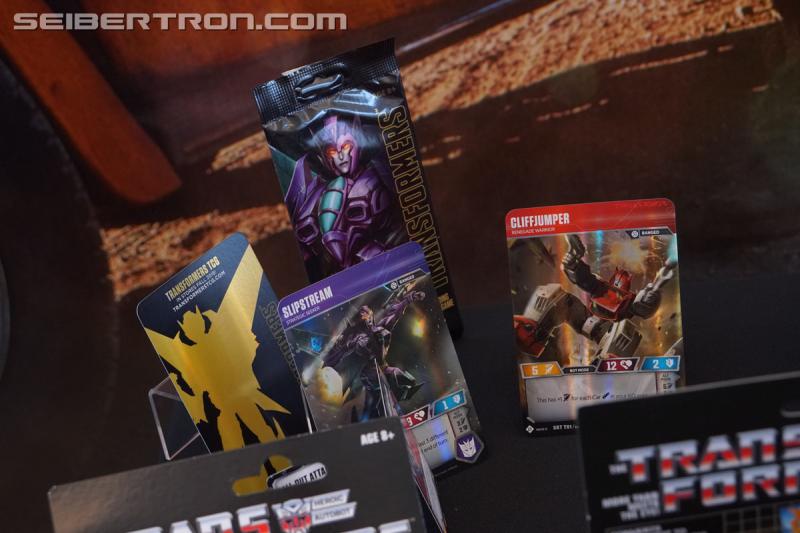SDCC 2018: Walmart exclusive Transformers G1 Reissues in vintage packaging - Transformers Event: DSC06186