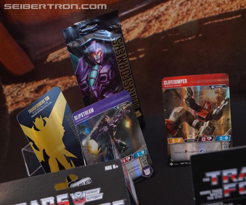 SDCC 2018: Walmart exclusive Transformers G1 Reissues in vintage packaging - Transformers Event: DSC06186a